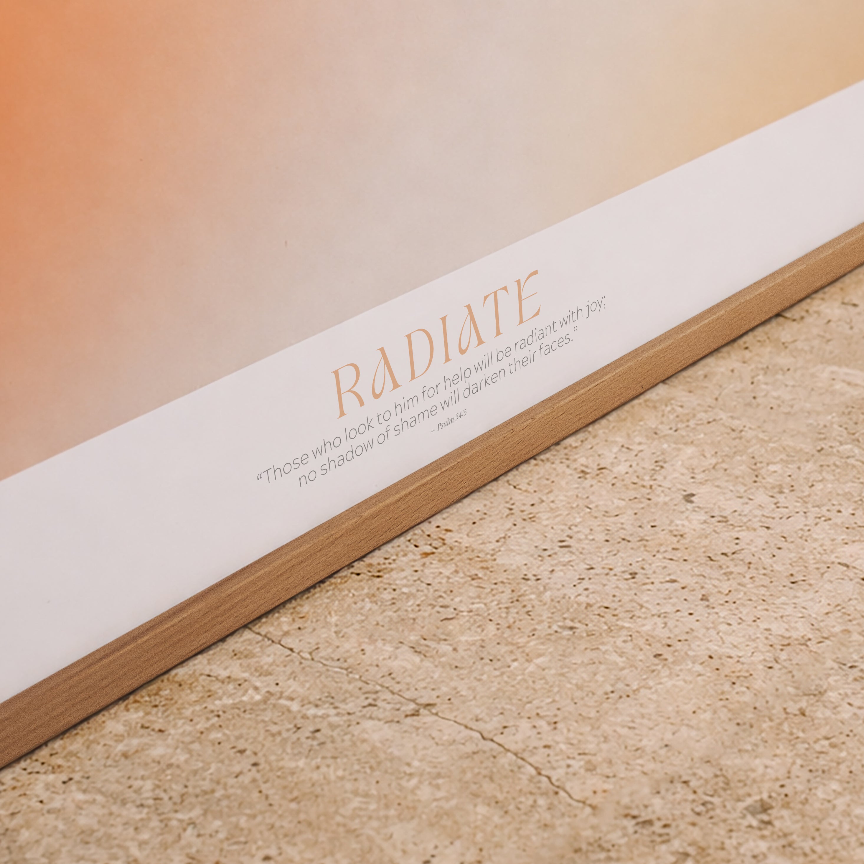 RADIATE – Gerahmtes Wandbild 119 x 84 cm
